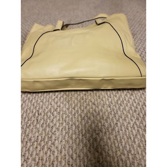 See By Chloe Pale Yellow Leather Shoulder Bag With Dust Bag - Picture 3 of 8